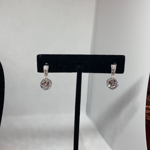 NWT Simulated diamond earrings and pendant(2PC)J 42, J43 - Picture 2 of 7